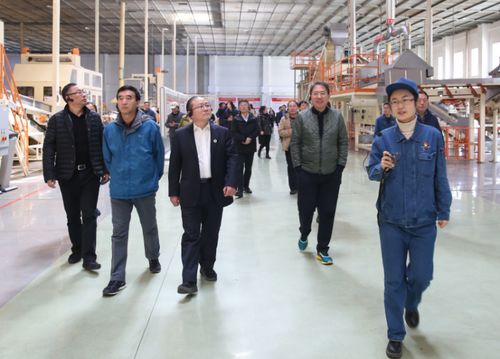 中国职业安全健康协会赴西昌卷烟厂雪茄烟车间参观调研，共促安全生产与健康发展